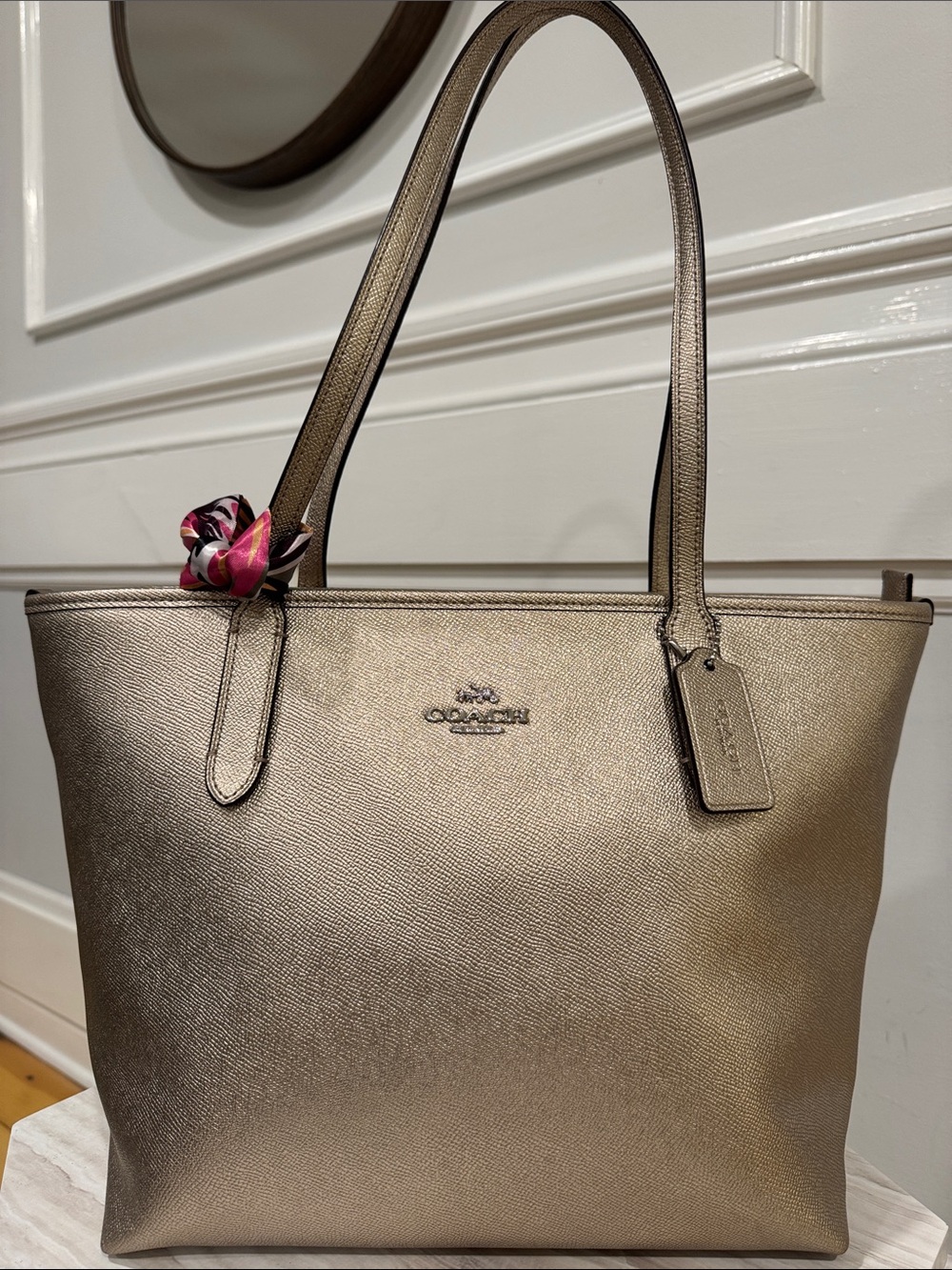 Coach Bag Metallic Champagne Gold Zip Top Tote - Picture 4 of 17